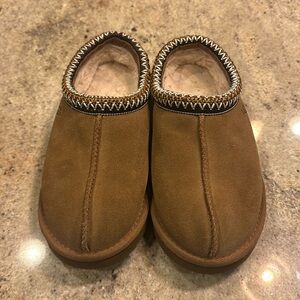 UGG Tasman slippers